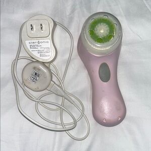 Clarisonic Pink Cleansing Device with Charger
